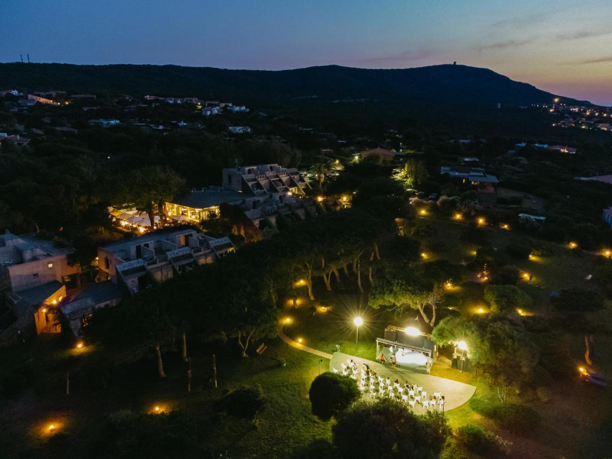 Unahotels Club Hotel Ancora Stintino Esterno foto
